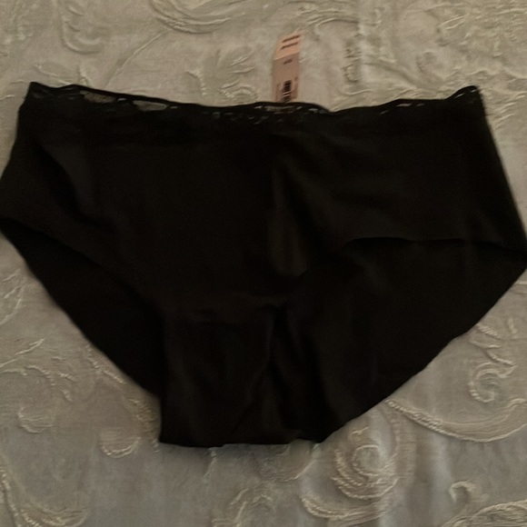 NWT strapless Victoria’s Secret Very Sexy Multi-way bra 32C with matching panty - Picture 2 of 7